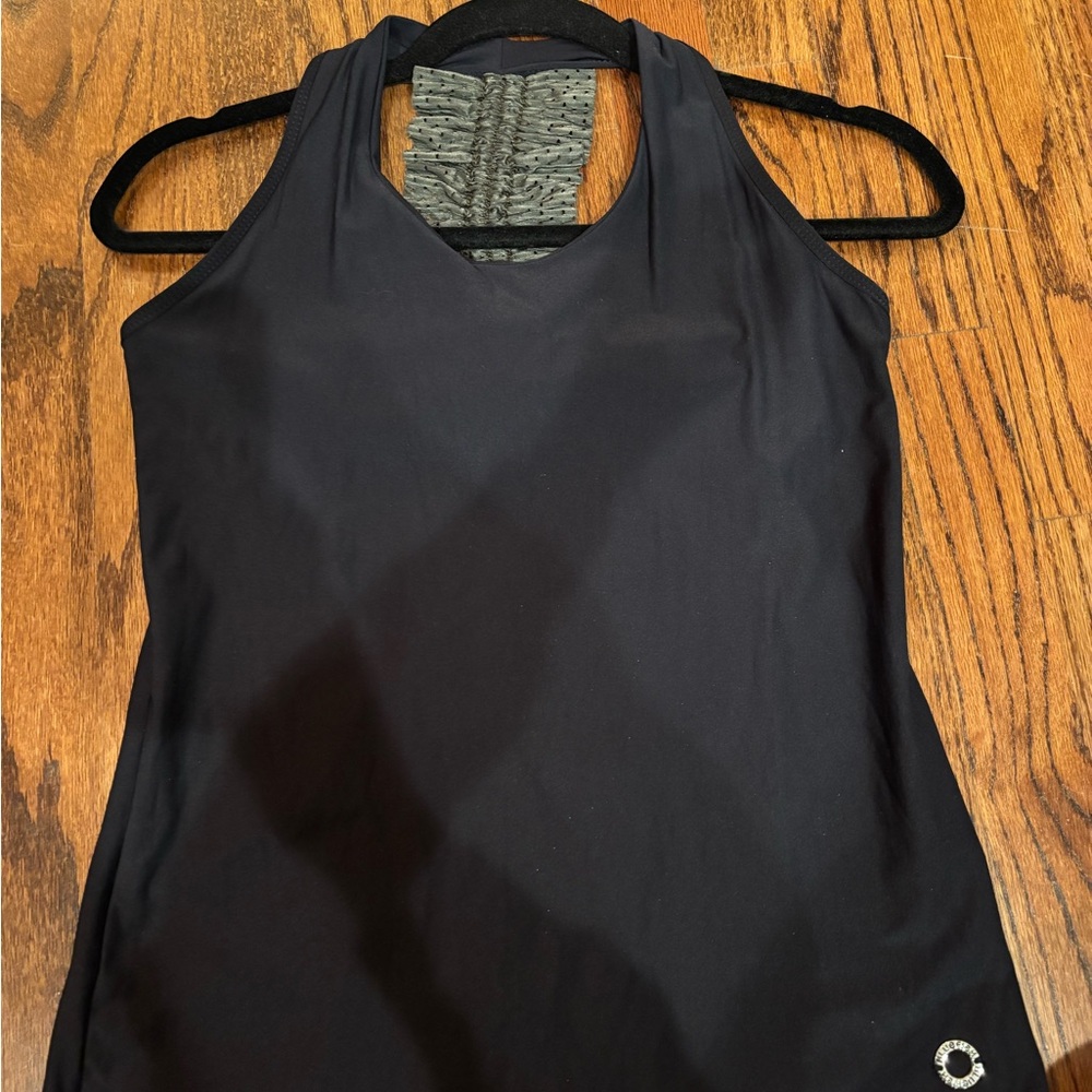 Adorable tennis set- includes Skirt and tank - Picture 3 of 6